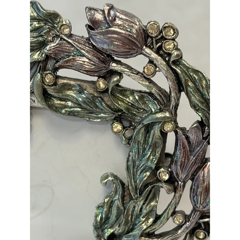 N/A ornate pewter